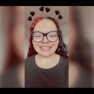 Meet your Posher, Liana